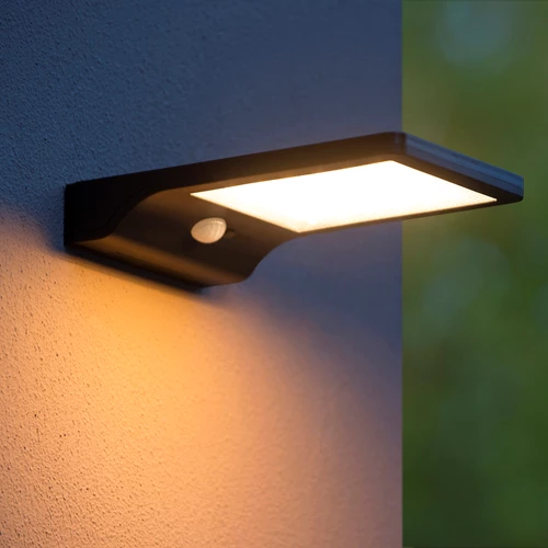 Lucide BASIC - Applique murale- Énergie Solaire - LED - 1x3W 2700K - IP44- Détecteur De Mouvement & Jour/Nuit - Noir - ambiance 1